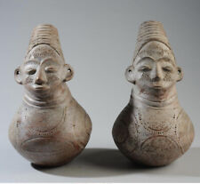 Mangbetu wine vessels d'occasion  Expédié en Belgium