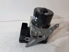 Unite hydraulique abs d'occasion  Saint-Gildas-des-Bois