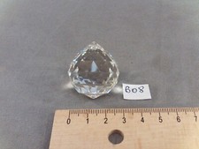 Spherical faceted crystal d'occasion  Expédié en Belgium