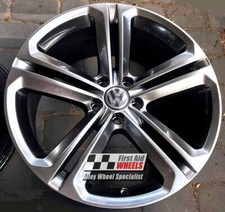 R604sc tiguan genuine for sale  LONDON