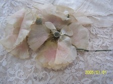 Antique silk flower. d'occasion  Expédié en Belgium