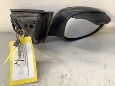 Specchietto retrovisore destro usato Specchietto retrovisore destro usato  Italia