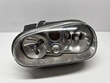 Faro anteriore sinistro usato  Italia