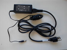 Adaptador de energia para laptop 12v comprar usado  Enviando para Brazil