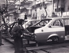 FORD ESCORT MK.2, SENDO CONSTRUÍDO EM FOTOGRAFIA DE PERÍODO DE FÁBRICA ESTRANGEIRA., usado comprar usado  Enviando para Brazil
