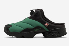 Reebok south2 west8 for sale  LONDON
