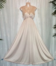 Med.vanity fair long for sale  New Port Richey