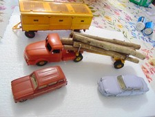 Lot dinky toys d'occasion  Villiers-Saint-Georges