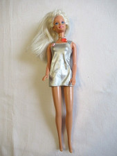 Barbie mini robe d'occasion  Champcueil