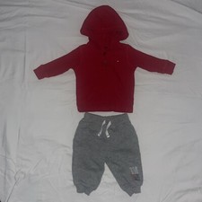Roupa bebê menino Tommy Hilfiger tamanho 3-6 meses comprar usado Roupa bebê menino Tommy Hilfiger tamanho 3-6 meses comprar usado  Enviando para Brazil