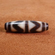 Amuleto totem dentes de tigre gêmeos ágata antiga DZI contas tibetanas antigas 39×11mm #1307 comprar usado Amuleto totem dentes de tigre gêmeos ágata antiga DZI contas tibetanas antigas 39×11mm #1307 comprar usado  Enviando para Brazil