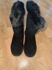 Black bearclaw boots for sale  West Bend