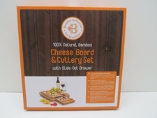 Conjunto de tábua de queijo e talheres de bambu Bambusi com gaveta deslizante, usado comprar usado  Enviando para Brazil