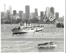 Hms illustrious sydney for sale  HODDESDON