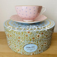Soucoupe wedgwood pink d'occasion  Expédié en France