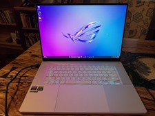 Usado, ASUS ROG Zephyrus G16 16" 3K OLED 3K 240Hz AMD Ryzen AI 9 HX370 RTX4070 32GB 2TB comprar usado  Enviando para Brazil