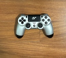 Controller ps4 argento usato Controller ps4 argento usato  San Casciano in Val di Pesa