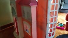 Casa barbie rosa usato  Gattatico