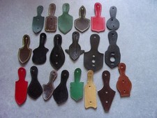 Lot cuirs insignes d'occasion  Gray