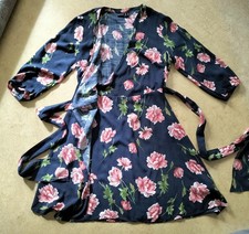 Stillkleid wickelkleid bonprix gebraucht kaufen Stillkleid wickelkleid bonprix gebraucht kaufen  Alsfeld