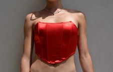 Corsetto rosso estivo usato  Ragalna