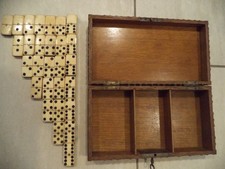 Ancien jeu dominos d'occasion  Jassans-Riottier