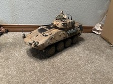  ELITE FORCE LAV LUZ VEHÍCULO BLINDADO CAJA AZUL JUGUETES 1/18 Con Figura segunda mano  Embacar hacia Mexico