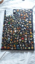 Lot 200 pins d'occasion  Beauvais