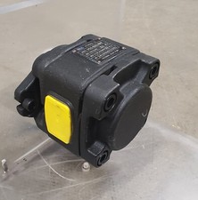 Hydraulik zahnradpumpe 32l gebraucht kaufen Hydraulik zahnradpumpe 32l gebraucht kaufen  Dresden