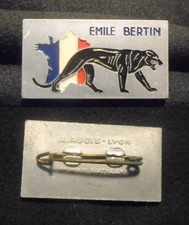 Insigne militaire croiseur d'occasion  Meung-sur-Loire