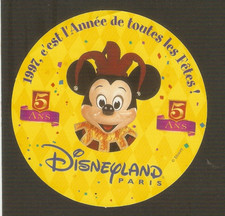 Walt disney autocollant d'occasion  Buxerolles