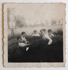 Children buried freshly d'occasion  Expédié en Belgium