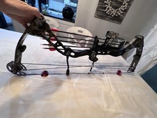 Quest compound bow for sale  Daphne