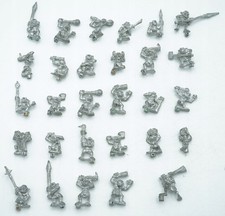 Warhammer Fantasy Battle Orcs & Gobliny Snotlings zestaw 29 metalowych miniatur, używany na sprzedaż  PL