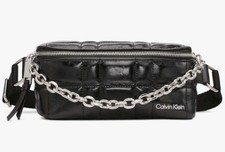 Bolsa de cinto acolchoada preta patenteada Calvin Klein comprar usado Bolsa de cinto acolchoada preta patenteada Calvin Klein comprar usado  Enviando para Brazil