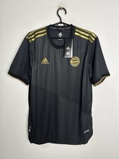 CAMISA DE FUTEBOL NOVA COM ETIQUETAS BAYERN MUNICH 2021/2022 JOGADOR EDIÇÃO FORA CAMISA ADIDAS TAMANHO 7, usado comprar usado  Enviando para Brazil