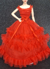 Barbie bambola holiday usato  Chioggia