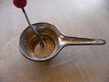 Ancien presse puree d'occasion  La Seyne-sur-Mer