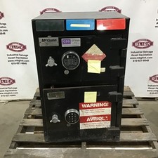 css safe for sale  Fleetwood