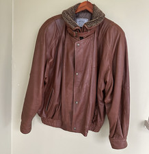Bomber leather jacket d'occasion  Expédié en Belgium