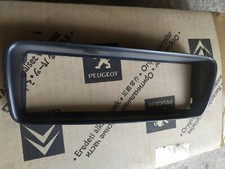 Plastica contorno autoradio usato  Bormio