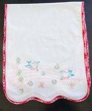 Corredor de mesa vintage bordado à mão com acabamento em crochê pássaro azul cantando primavera 17x39 comprar usado  Enviando para Brazil