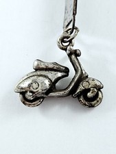 Porte cles vespa d'occasion  L'Absie
