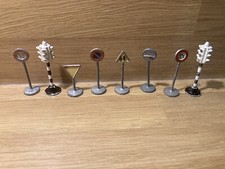 Dinky road signs for sale  CARNOUSTIE