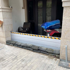 Barriera antiallagamento riuti usato  Roma