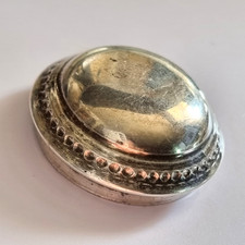 Vecchio coperchio tappo usato  Torricella in Sabina