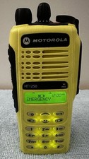 Rádio bidirecional Motorola HT1250 LS+ UHF 450-512MHz 4W 16CH AAH25SDH9DP5AN *amarelo* comprar usado  Enviando para Brazil