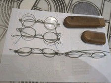 Lot anciennes lunettes d'occasion  Blanzac-Porcheresse