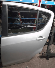 93193293 porta post. usato  Italia