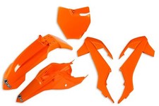 Kit plastiche per usato  Italia